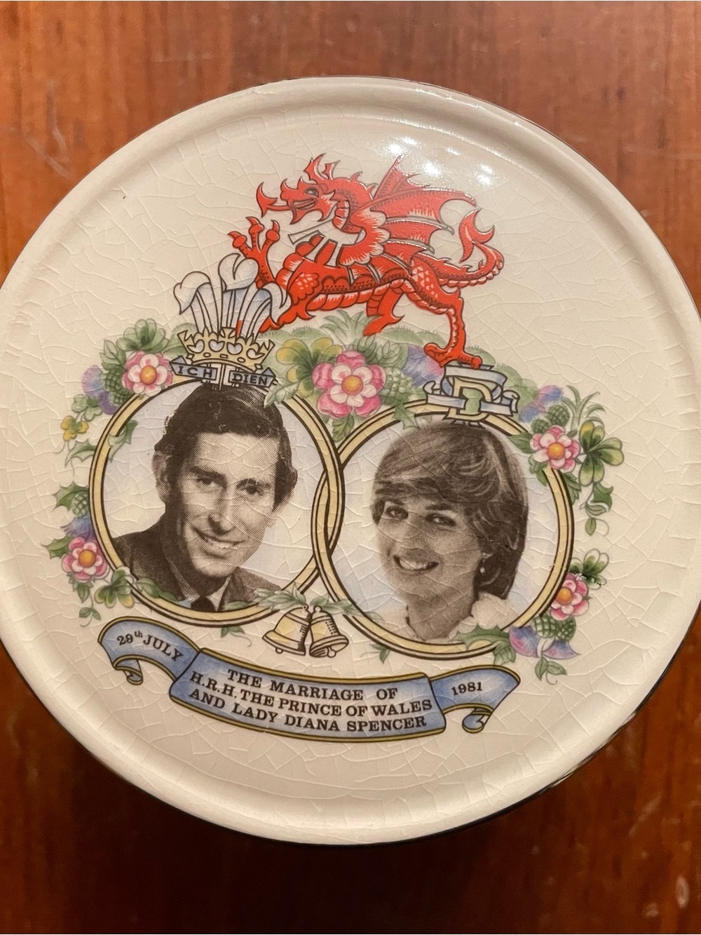 Commemorative Charles and Diana trinket box